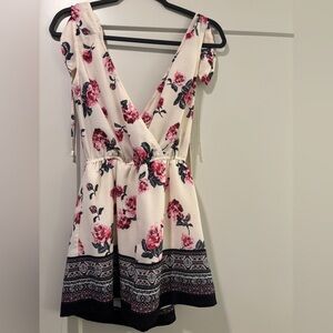 Floral Print Sleeveless Romper